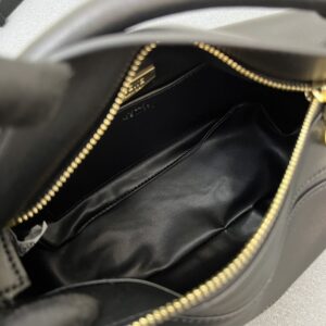 【AT7260】Loewe（ロエベ）Puzzleシリーズ クラシックな小牛革ハンドバッグ | Loewe