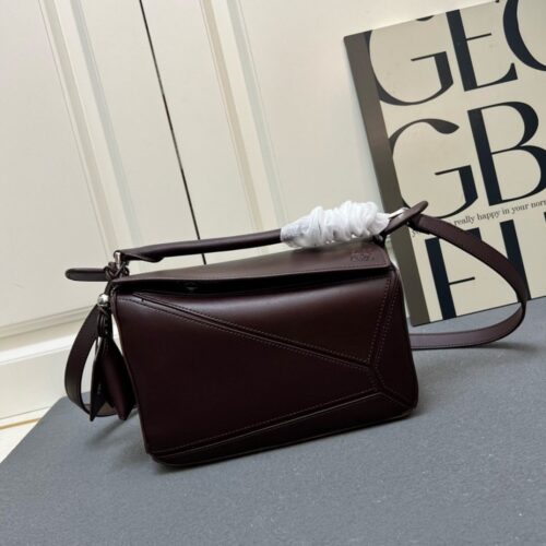 【AT7262】Loewe（ロエベ）Puzzleシリーズ：ナッパカーフスキン製ブラウンショルダーバッグ | Loewe Madrid