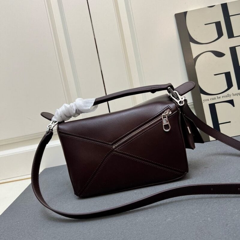 【AT7262】Loewe（ロエベ）Puzzleシリーズ：ナッパカーフスキン製ブラウンショルダーバッグ | Loewe Madrid