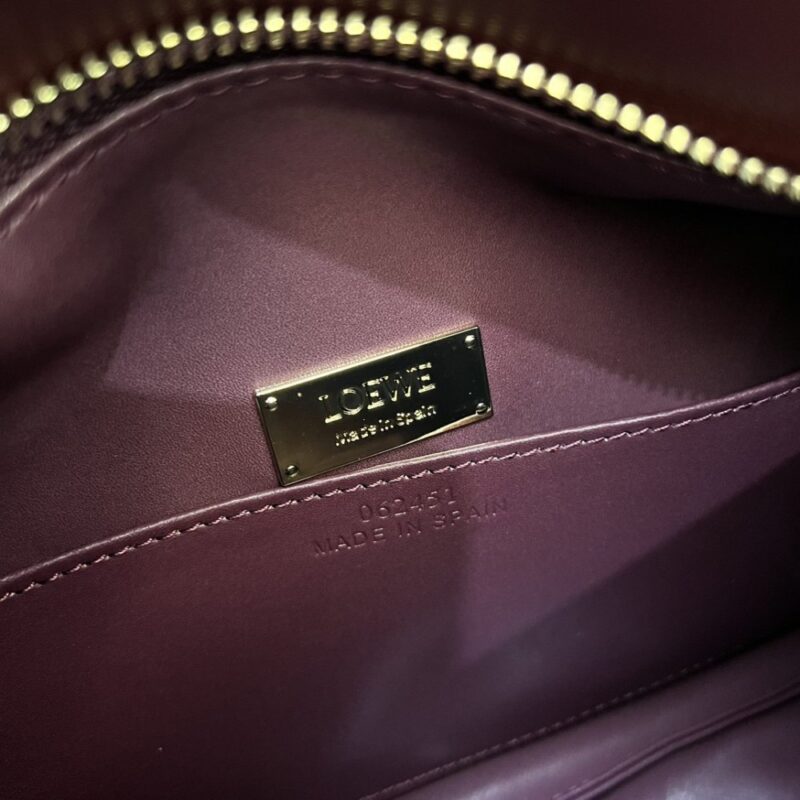 【AT7266】LOEWE パズルジオメトリーハンドバッグ - ワインレッドの牛革で豪華なファッションアクセント | Loewe Madrid