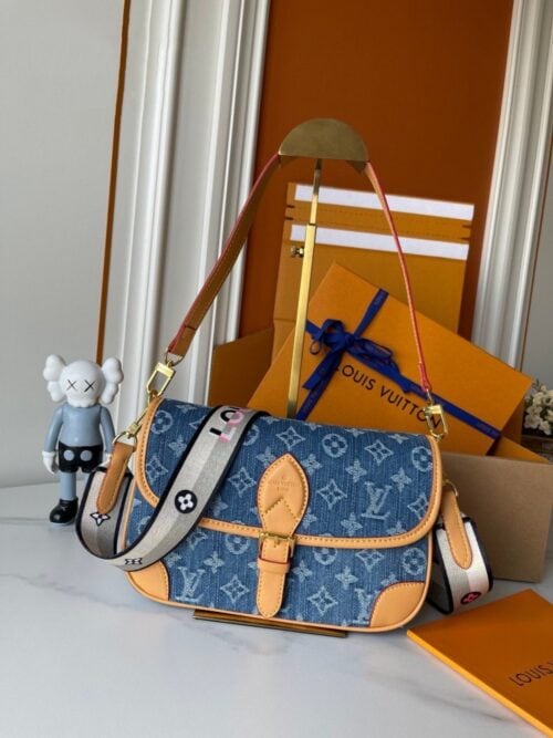 【AT7279】ルイヴィトンのクラシックなデニムブルーシリーズバッグ、都会の日常に最適なアクセサリー | Louis Vuitton Malletier