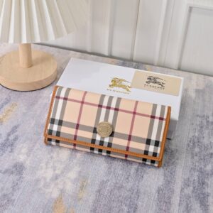 【AT7781】ブルベリー（Burberry）チェック柄レザー財布 - 上質なイギリス風ファッションアクセサリー | Burberry London