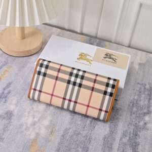 【AT7781】ブルベリー（Burberry）チェック柄レザー財布 - 上質なイギリス風ファッションアクセサリー | Burberry London