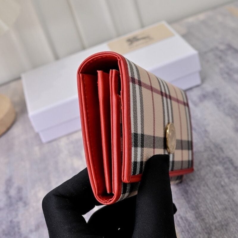 【AT7782】バーバリークラシックチェック柄財布 - 英国風の豪華な典範 | Burberry