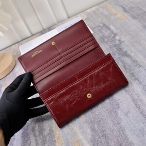 【AT7788】YSLインスピレーション クラシックワインレッド レザーバッグ | Saint Laurent