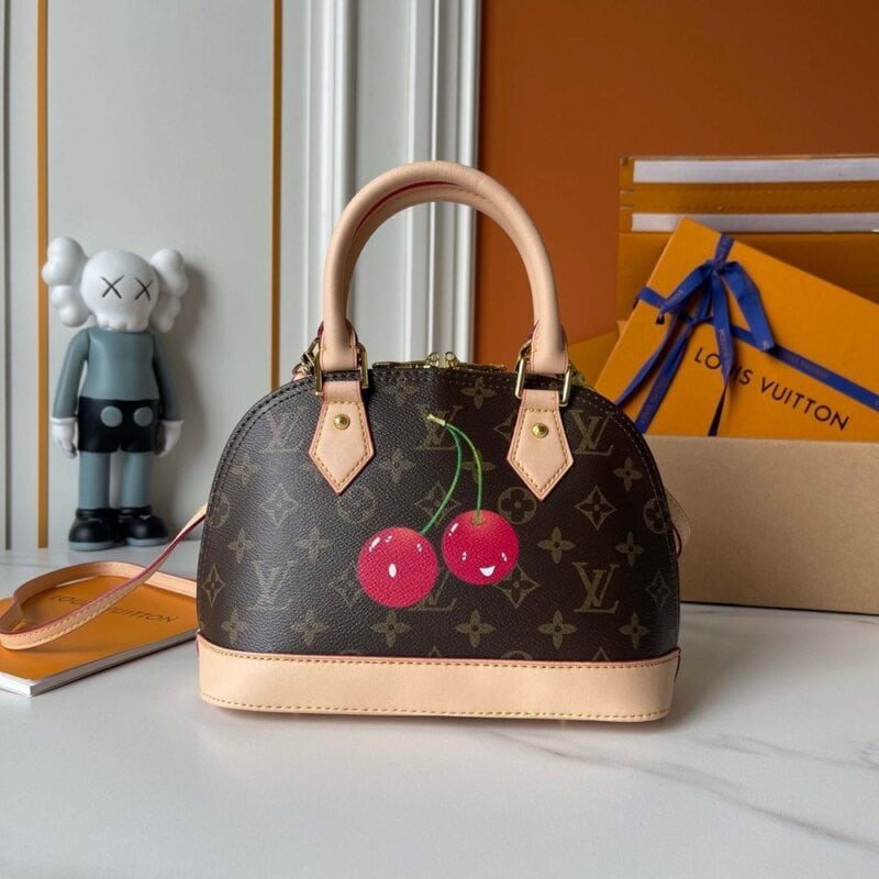 【AT7804】ルイ・ヴィトンNano Almaチェリーハンドバッグの素敵なピンク色デザイン | Takashi Murakami