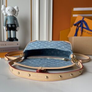 【AT7807】ルイ・ヴィトン デニムブルー バゲットバッグ - 都市ファッションアイテム | LV