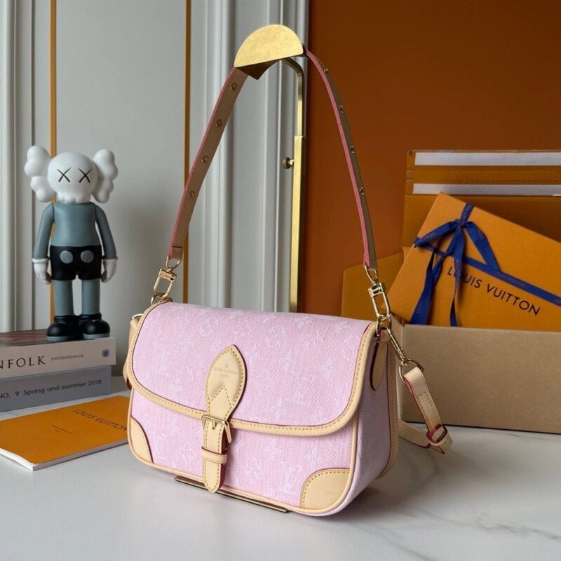 【AT7810】ルイ・ヴィトン(Louis Vuitton)のダイアンシリーズ ピンクレザーハンドバッグ | Louis Vuitton Paris