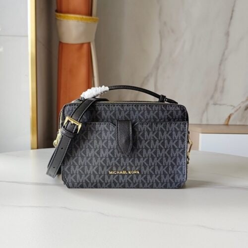 【AT7816】Michael Korsのジェットセットシリーズ カメラバッグ - 都会の女性のファッションセンスを示す | Michael Kors