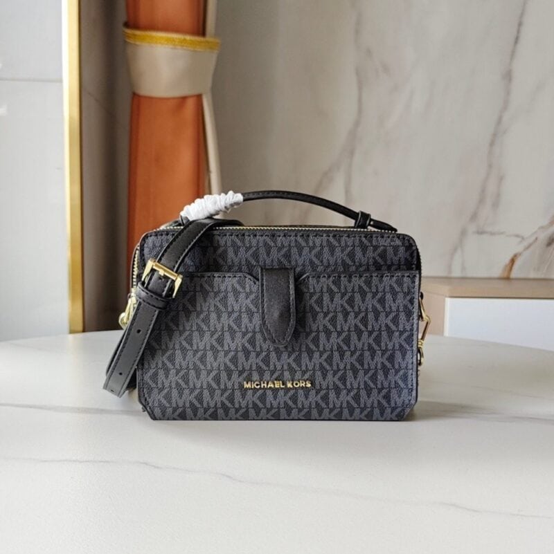 【AT7816】Michael Korsのジェットセットシリーズ カメラバッグ - 都会の女性のファッションセンスを示す | Michael Kors