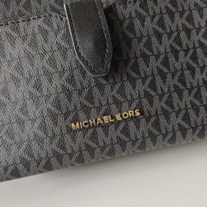 【AT7816】Michael Korsのジェットセットシリーズ カメラバッグ - 都会の女性のファッションセンスを示す | Michael Kors