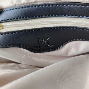 【AT7816】Michael Korsのジェットセットシリーズ カメラバッグ - 都会の女性のファッションセンスを示す | Michael Kors