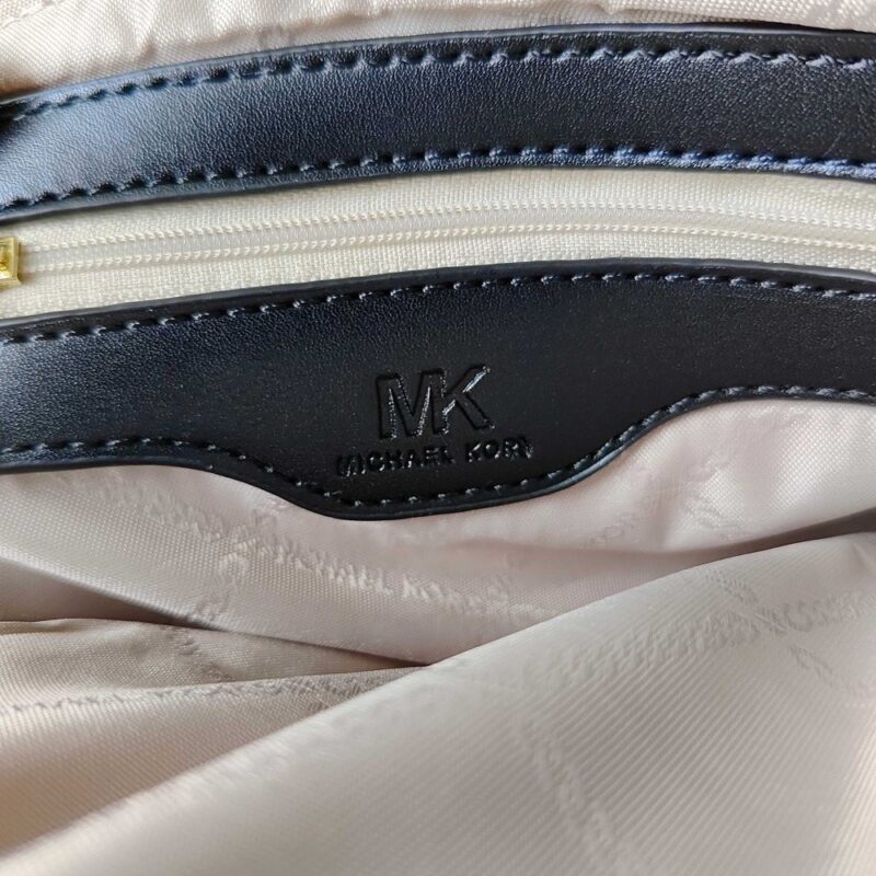 【AT7816】Michael Korsのジェットセットシリーズ カメラバッグ - 都会の女性のファッションセンスを示す | Michael Kors
