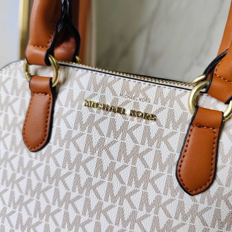 【AT7818】マイケル・コースファッションシェルバッグ、都会的なエレガンスと実用性の融合 | Michael Kors