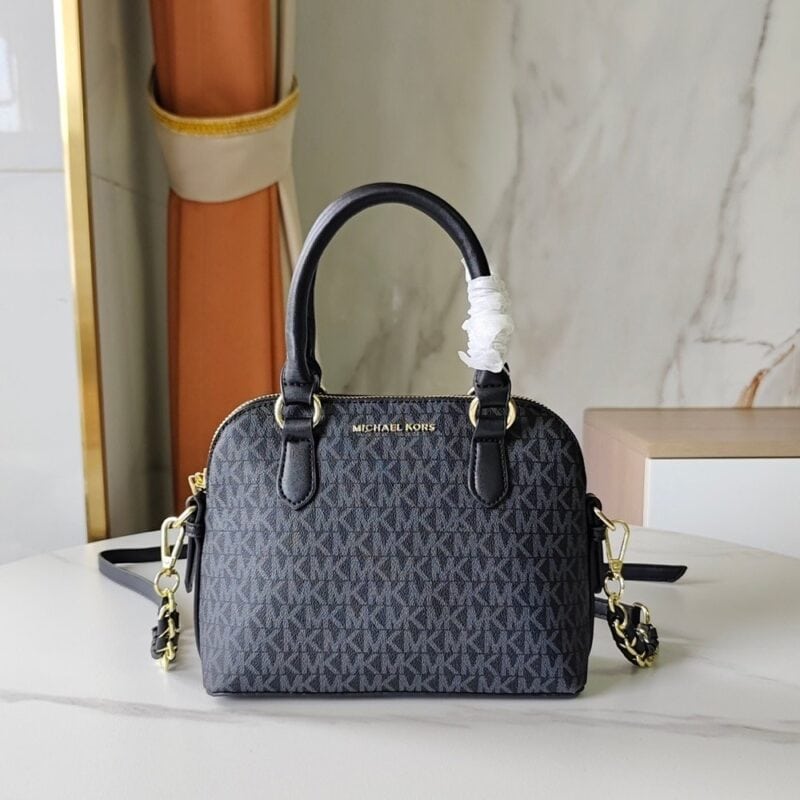 【AT7820】マイケルコースのジェットセットエンボスレザーシェルバッグ | Michael Kors