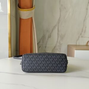 【AT7820】マイケルコースのジェットセットエンボスレザーシェルバッグ | Michael Kors