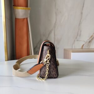 【AT7821】マイケルコースのクラシックなロゴ入りショルダーバッグ - 都会の女性に輝くエレガンス！ | Michael Kors