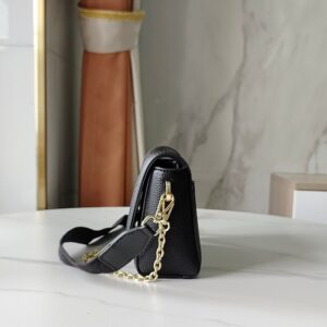 【AT7824】マイケルコース クラシックなブラックとゴールドチェーンバッグ、極上の都会の優雅さを演出 | MK