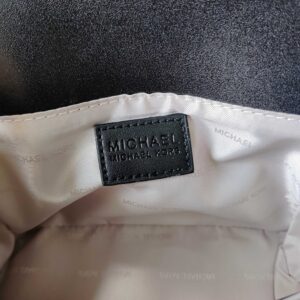 【AT7825】Michael Kors（マイケル・コース）紫翔老苦钻铅包，优雅设计，实用功能 | Michael Kors