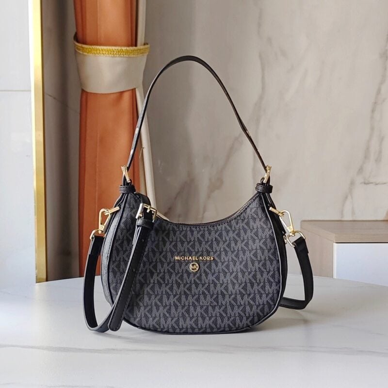 【AT7830】マイケル・コースのクラシックなクラッチバッグ - 都会のファッションエッセンスを演出 | Michael Kors