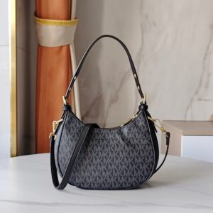 【AT7830】マイケル・コースのクラシックなクラッチバッグ - 都会のファッションエッセンスを演出 | Michael Kors