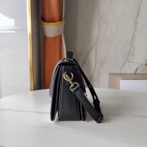 【AT7839】マイケルコース ロゴカラーブロックメッセンジャーバッグ - 都会的な女性必携のアイテム | MK