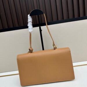 【AT7842】プラダ Pradaハイエンドなラグジュアリーハンドバッグ, 輸入小牛革素材, 柔らかな質感とエレガントなデザイン | Prada Italy