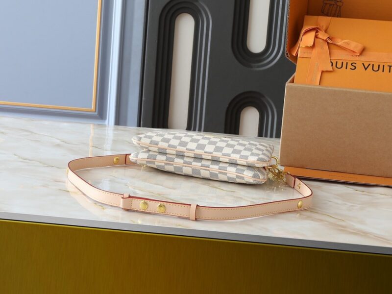 【AT7845】ルイ・ヴィトンDamier Azurクラシックポシェットバッグ、贅沢さとエレガンスを表現 | Louis Vuitton Paris