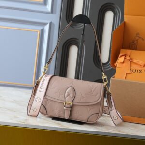 【AT7852】ルイ・ヴィトン カンヌシリーズ モノグラムハンドバッグ - 女性向け高級ファッションアイテム | Louis Vuitton Paris