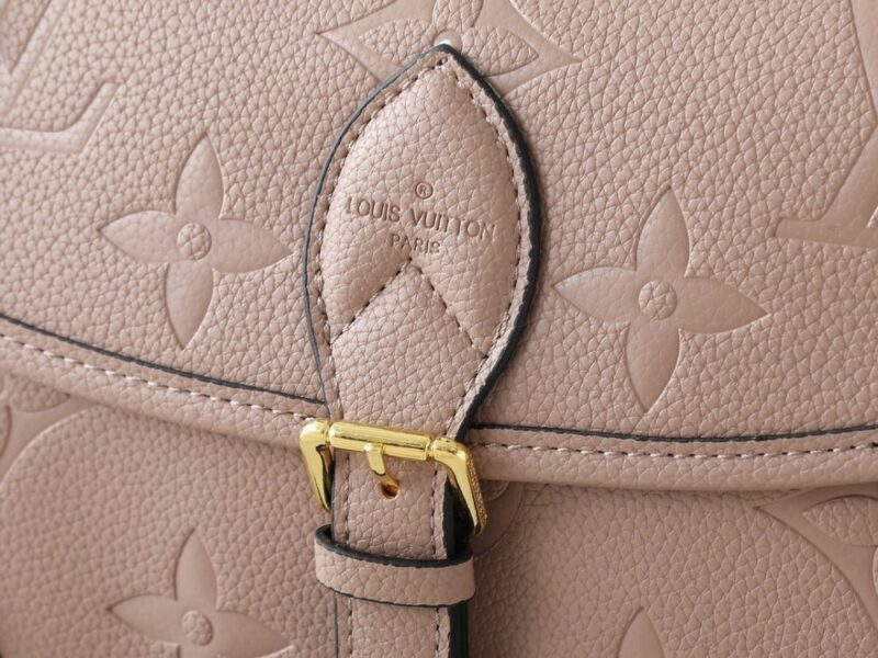 【AT7852】ルイ・ヴィトン カンヌシリーズ モノグラムハンドバッグ - 女性向け高級ファッションアイテム | Louis Vuitton Paris