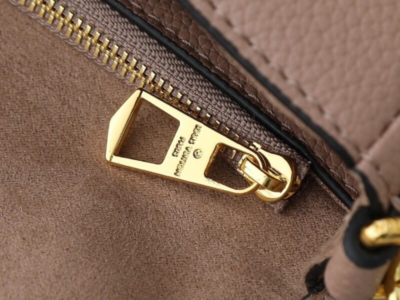 【AT7852】ルイ・ヴィトン カンヌシリーズ モノグラムハンドバッグ - 女性向け高級ファッションアイテム | Louis Vuitton Paris