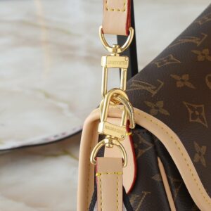 【AT7855】ルイ・ヴィトンのモノグラム型押しレザーハンドバッグ：都会の女性の贅沢なスタイル | Louis Vuitton Paris