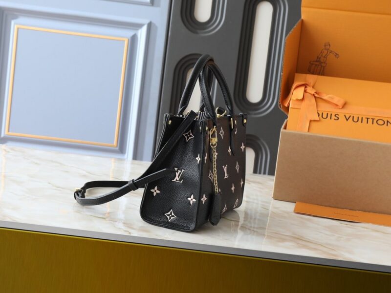 【AT7857】ルイ・ヴィトン OnTheGoシリーズ スタープリントハンドバッグ | Louis Vuitton
