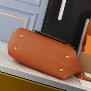 【AT7860】ルイ・ヴィトンのオレンジブラウンスエードレザーハンドバッグ | Louis Vuitton Malletier