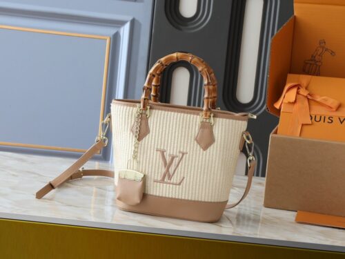【AT7864】ルイ・ヴィトンBloomシリーズのストローハンドバッグ | Louis Vuitton Malletier
