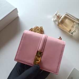 【AT8632】セリーヌパリ ピンクTriompheシリーズカードケース 豪華なクラシックデザイン | Céline