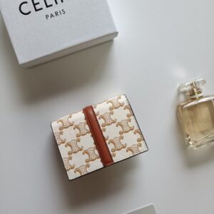 【AT8636】トリオンフシリーズ：フランスのエレガンスとモダンな感覚、極上の贅沢なディテール | Celine Paris