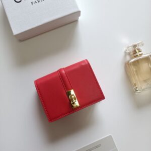 【AT8642】Celine Parisの高級TRIOMPHEフリップカードウォレット | Céline