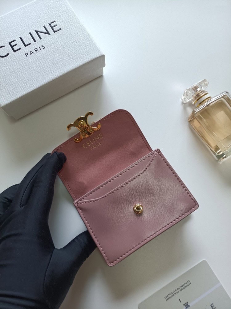 【AT8654】セリーヌ Celine 2023新作TRIOMPHEシリーズチェーンカードケース、高級牛革、メタルチェーンデザイン、ファッショナブルな姿勢を表現 | Celine