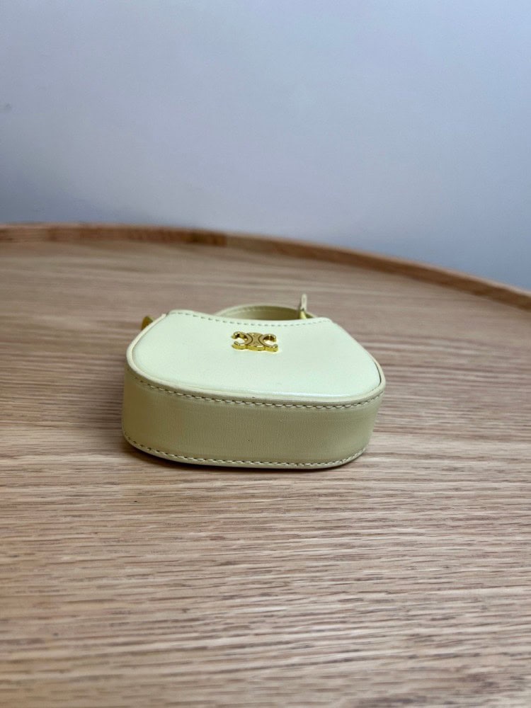 【AT8674】セリーヌ・ティリー ミニハンドバッグ、優雅な美術品のような極上精巧デザイン | Celine Paris