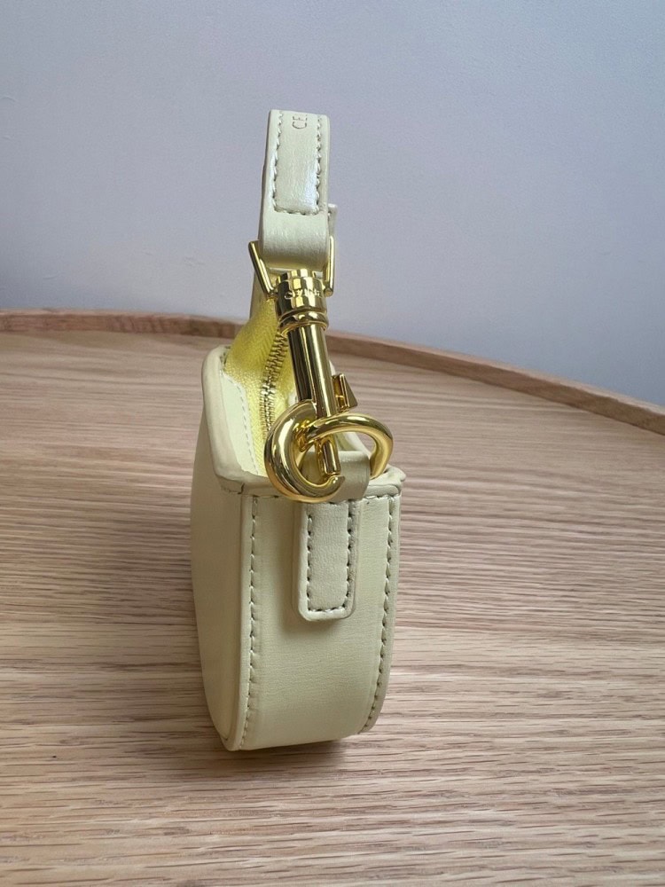 【AT8674】セリーヌ・ティリー ミニハンドバッグ、優雅な美術品のような極上精巧デザイン | Celine Paris