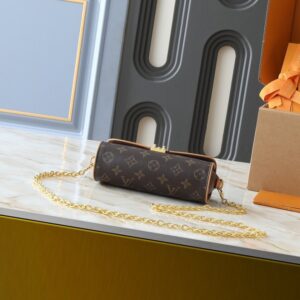 【AT8707】プラダ Prada カミーユポシェット ショルダーバッグ モノグラムキャンバス ファッションアート | Louis Vuitton