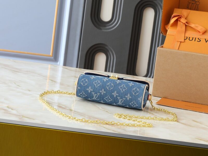 【AT8708】ルイ・ヴィトンモノグラムキャンバスPochette Camilleミニチェーンバッグ | Louis Vuitton Malletier