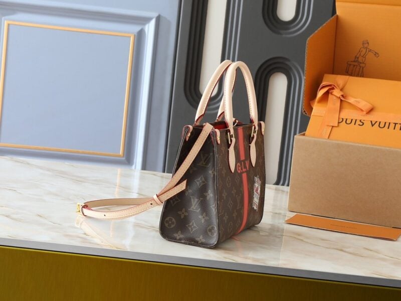 【AT8727】ルイ･ヴィトン モノグラムハンドバッグ｜エレガントな女性のためのクラシックデザイン | Louis Vuitton Malletier