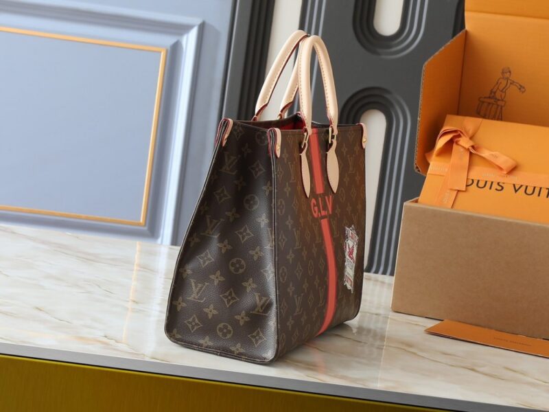 【AT8728】ルイ・ヴィトンOnTheGoハンドバッグ - 豪華でおしゃれなエレガンスと実用性 | LV