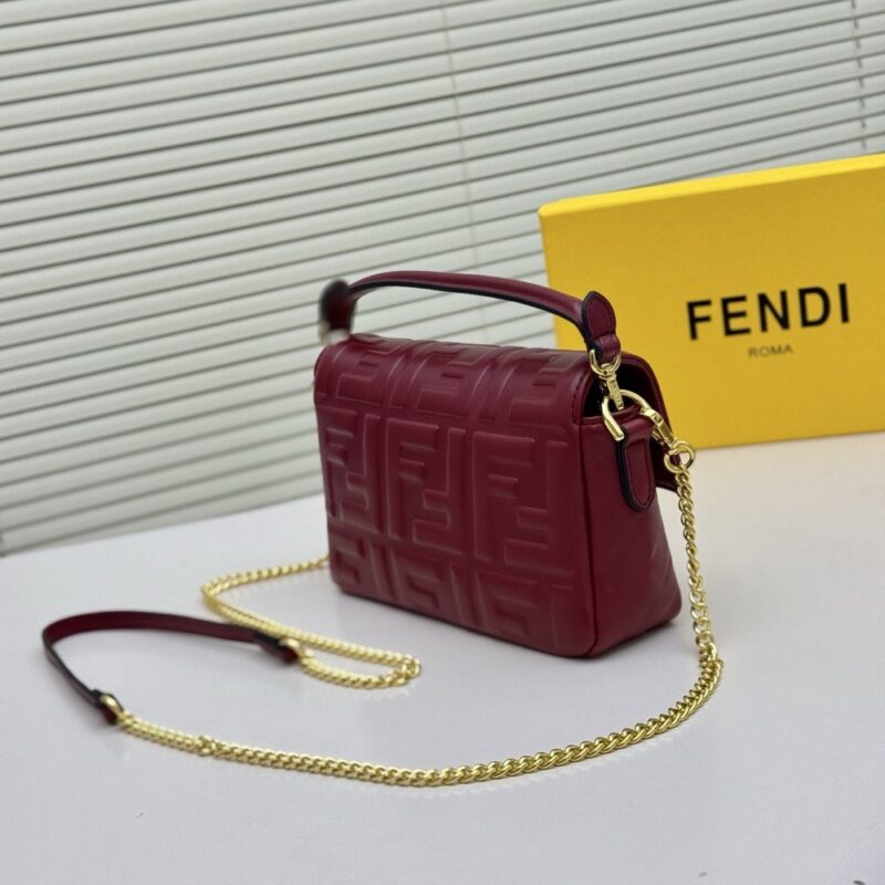 【AT8730】Fendiフェンディ法棍バッグ - ラムスキンの贅沢なアート | Fendi