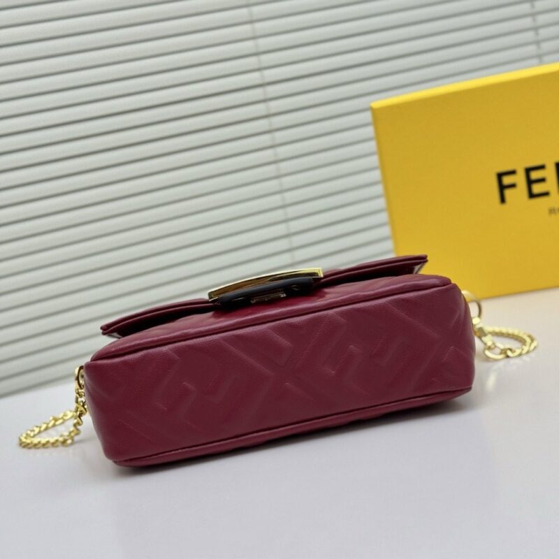 【AT8730】Fendiフェンディ法棍バッグ - ラムスキンの贅沢なアート | Fendi