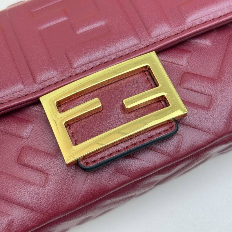 【AT8730】Fendiフェンディ法棍バッグ - ラムスキンの贅沢なアート | Fendi