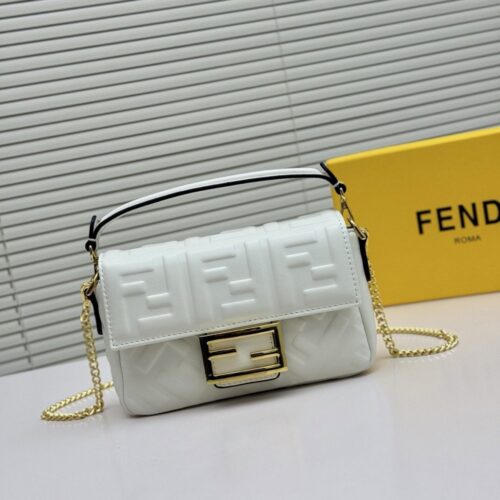 【AT8732】フェンディ高級羊革バゲットバッグ - フランス風エレガンスと華やかなデザイン | Fendi