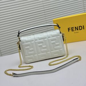 【AT8732】フェンディ高級羊革バゲットバッグ - フランス風エレガンスと華やかなデザイン | Fendi